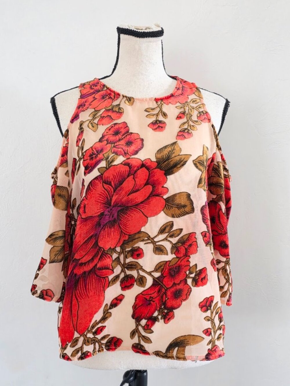 NEW Chelsea & Violet Floral Cold Shoulder Spring Blouse Top Cream Red Boho Small